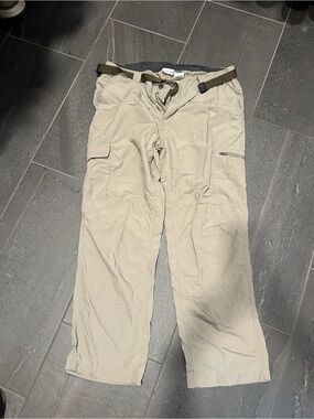 Columbia Men's Beige Outdoor Utility Pants - Lightweight Travel Cargo